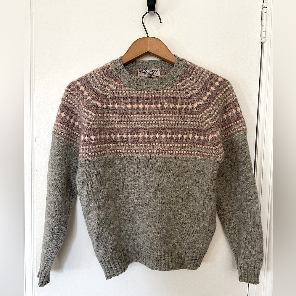 Vintage Shetland Wool Sweater (size Small)
